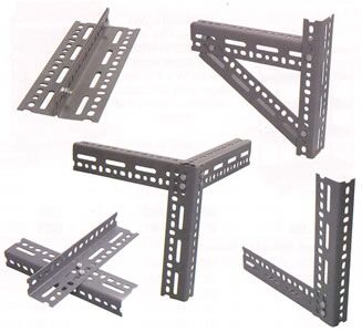 SLOTTED ANGLE 4X6CM X 2MM X 10' - Image 1