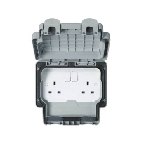 WEATHERPROOF SWITCH SOCKET