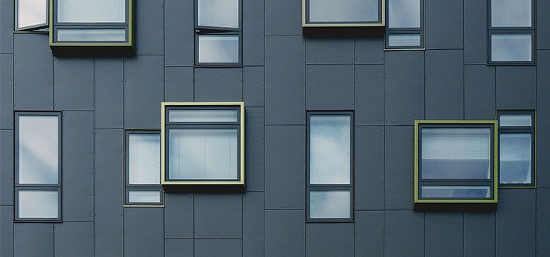 ALUMINIUM COMPOSITE PANEL 9922 4'X8'X3MM VIOLET AE - Image 1